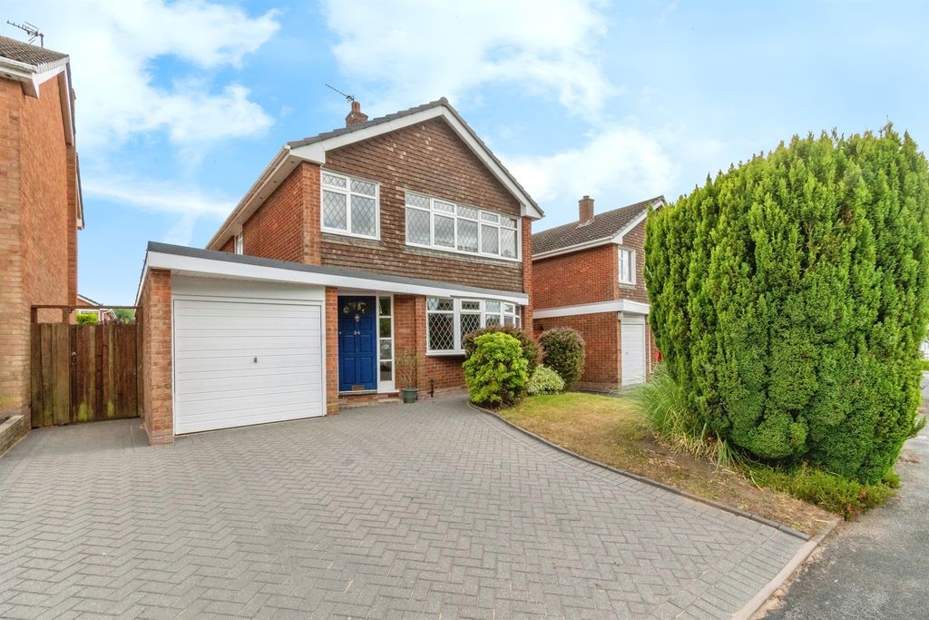 Property photo 1 of 16