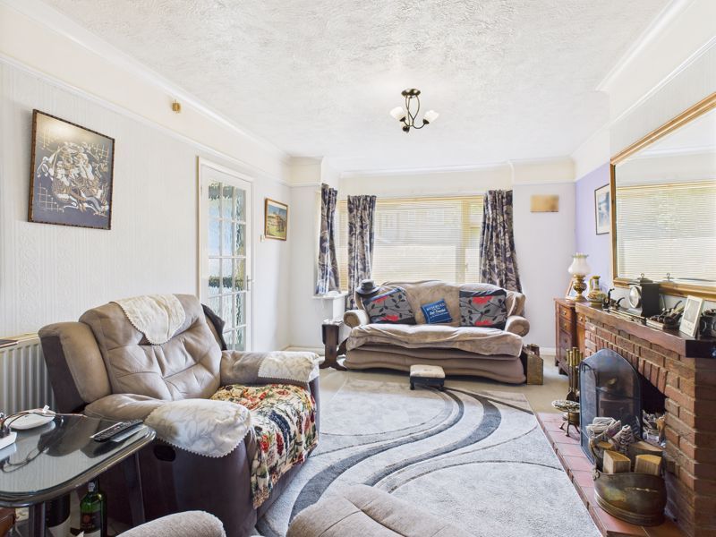 Property photo 2 of 17 Sitting Room