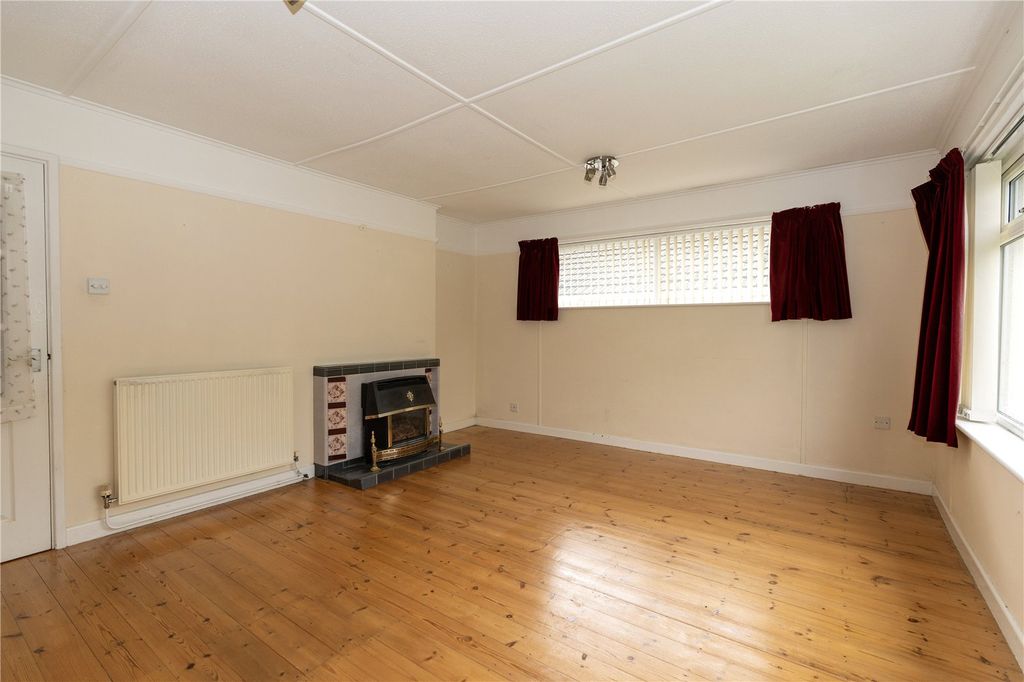 Property photo 2 of 16 Picture No. 04
