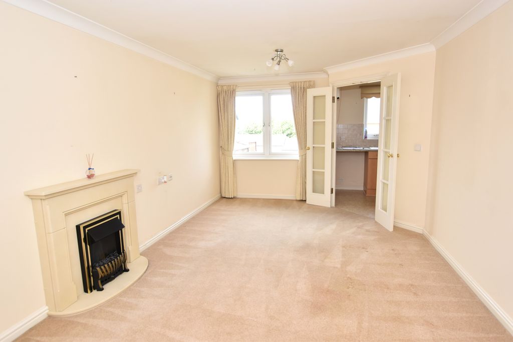 Property photo 3 of 11
