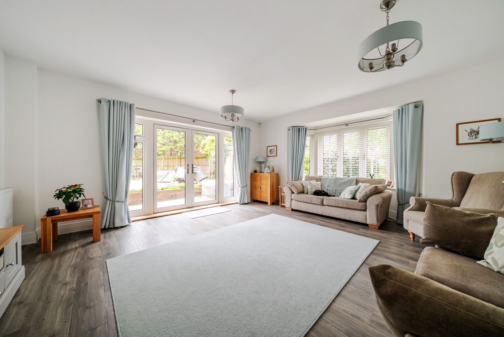 Property photo 2 of 43 1452222-29-69F9c1...