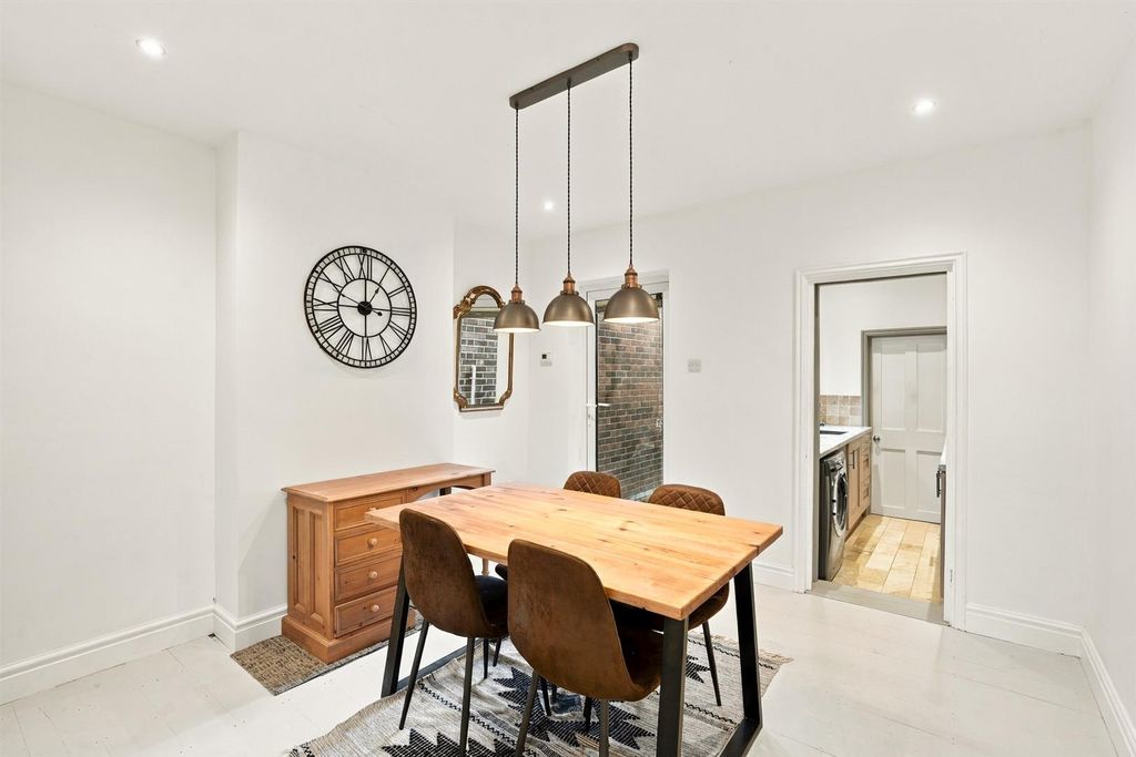 Property photo 3 of 19 009.Jpg