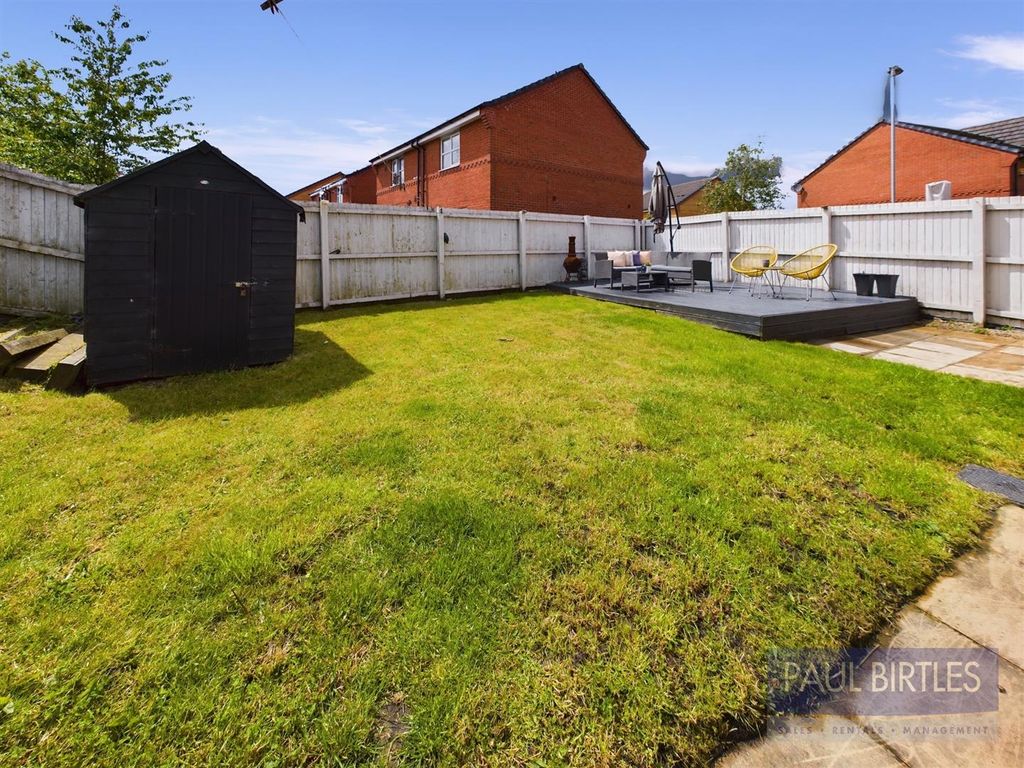 Property photo 2 of 21 Cam01301G0-Pr0419-Still016.Jpg