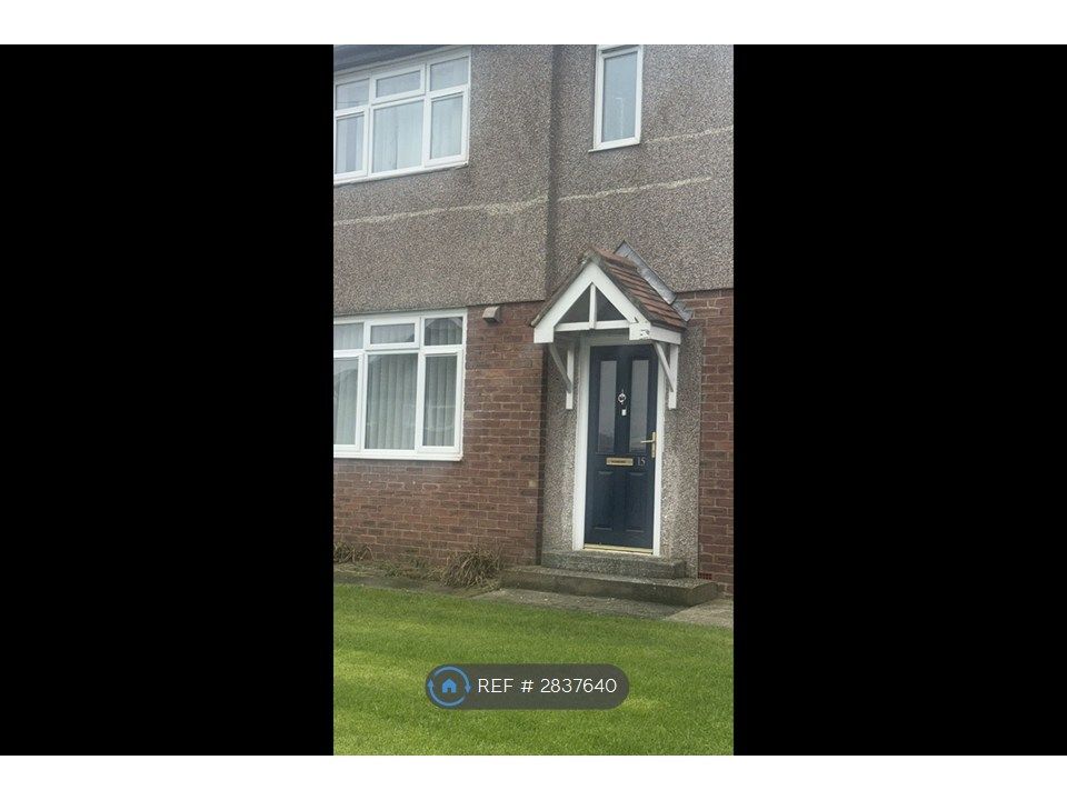 Property photo 2 of 35