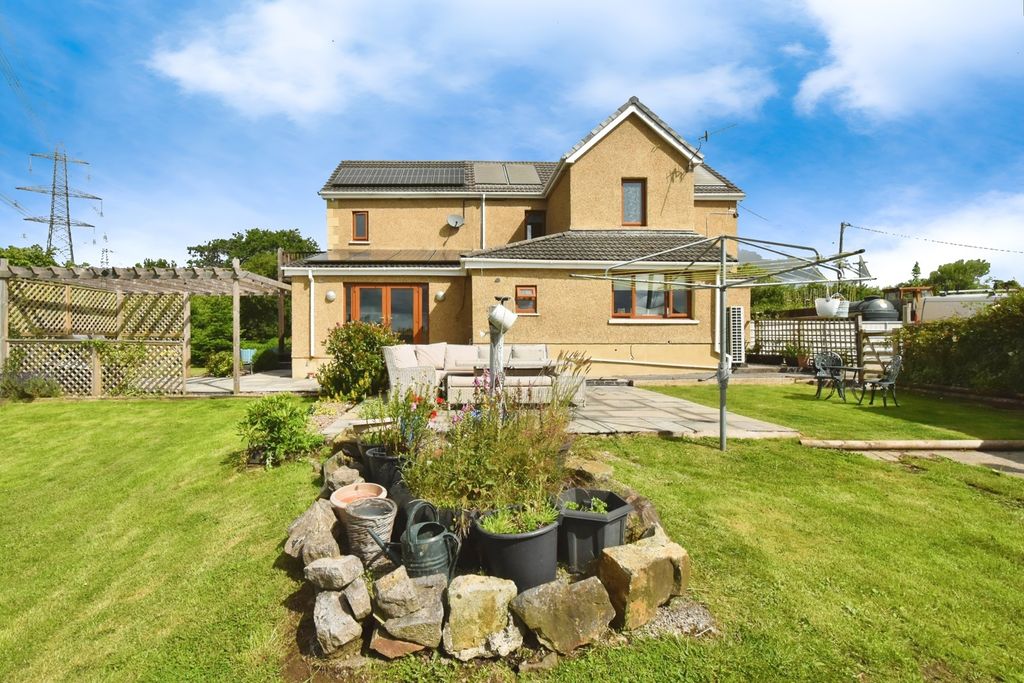 Property photo 1 of 33 Photo