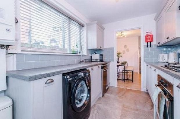 Property photo 2 of 6 4164542