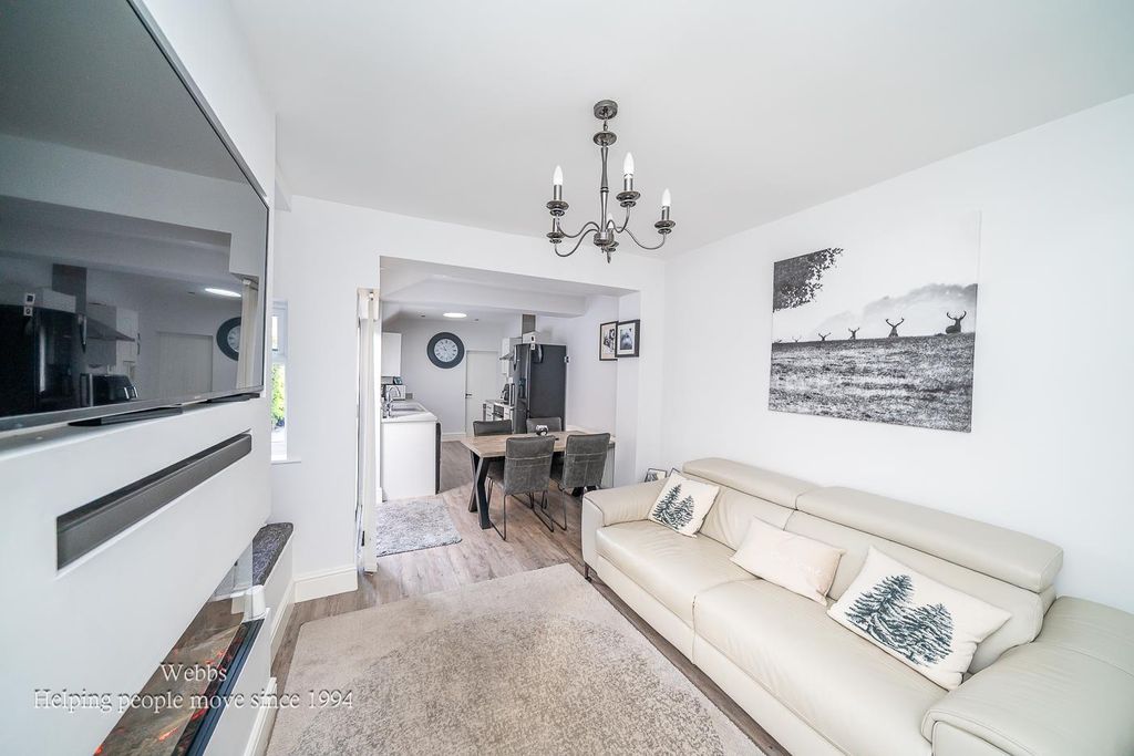 Property photo 3 of 24 Webbs-04963.Jpg