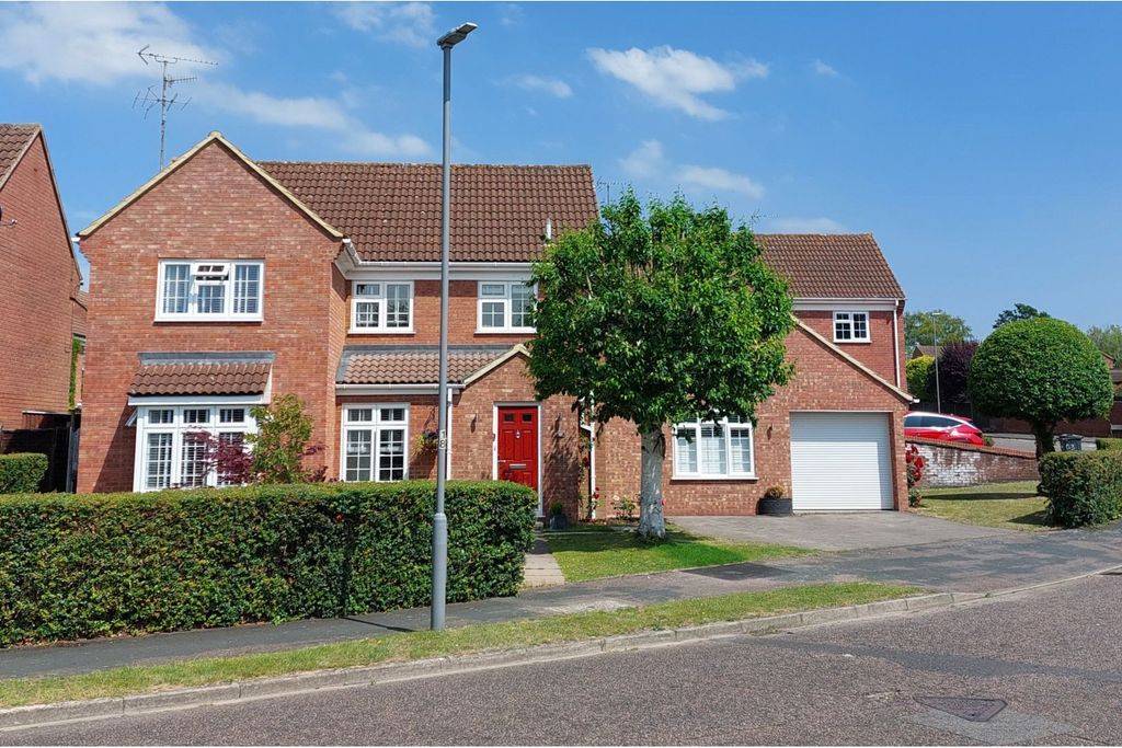 Property photo 1 of 21