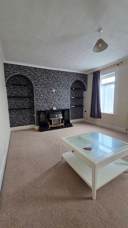 Property photo 2 of 4 20261006_133422