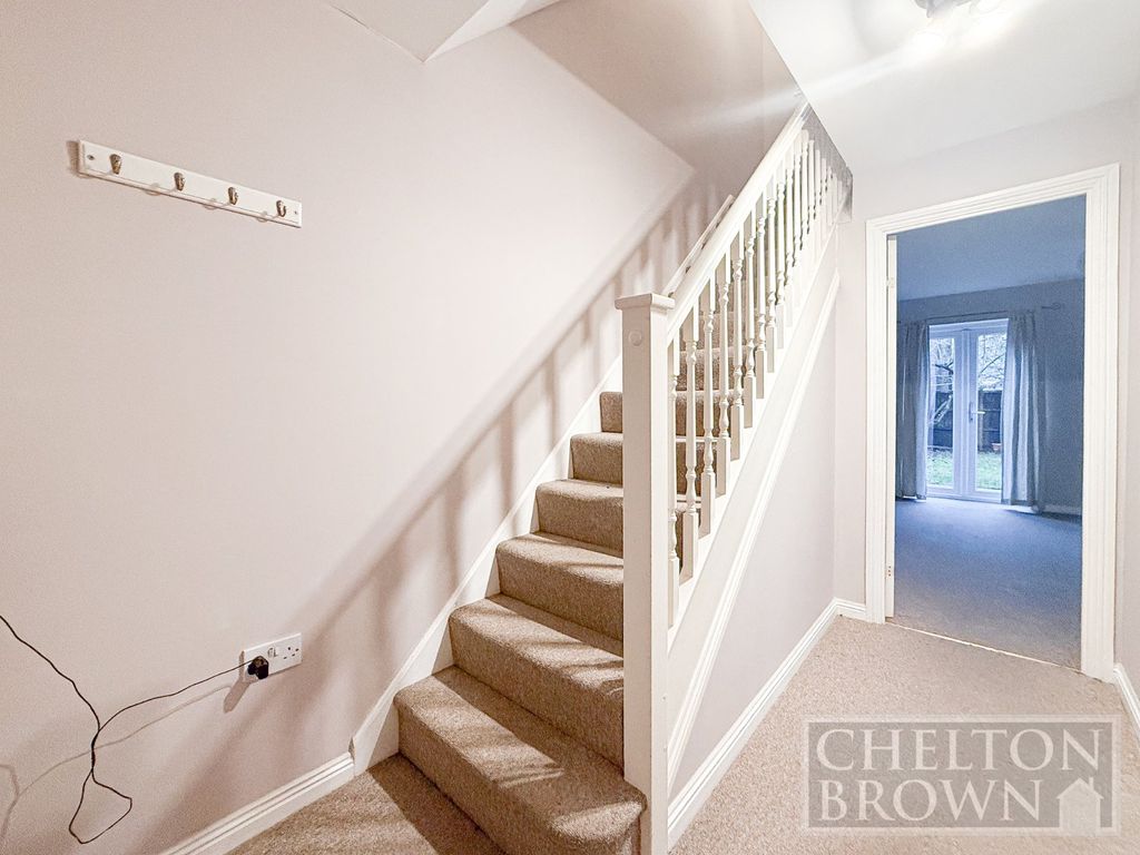 Property photo 2 of 12 Hallway