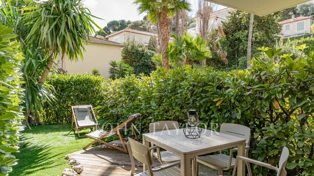 Property photo 1 of 9 Studio With Garden Terrace And Garage In A Quite Location On Cap-Ferrat