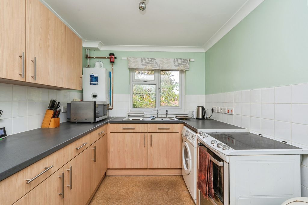 Property photo 3 of 17 Photo