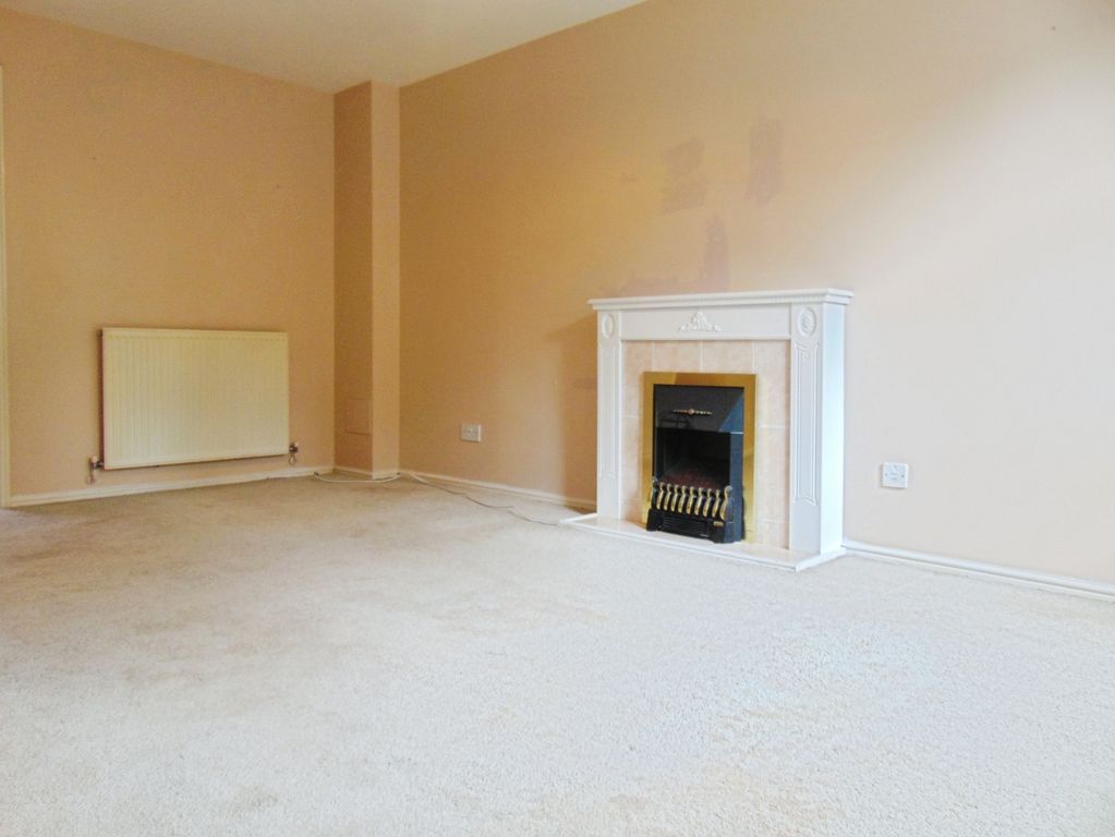 Property photo 2 of 11 Lounge