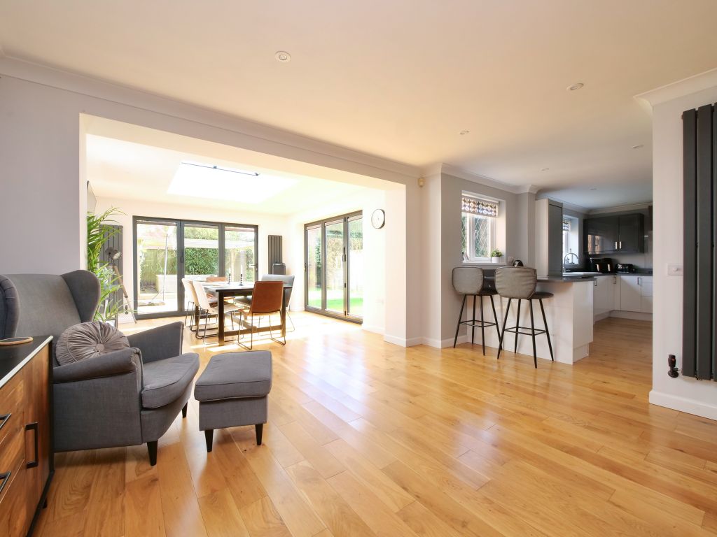 Property photo 2 of 13