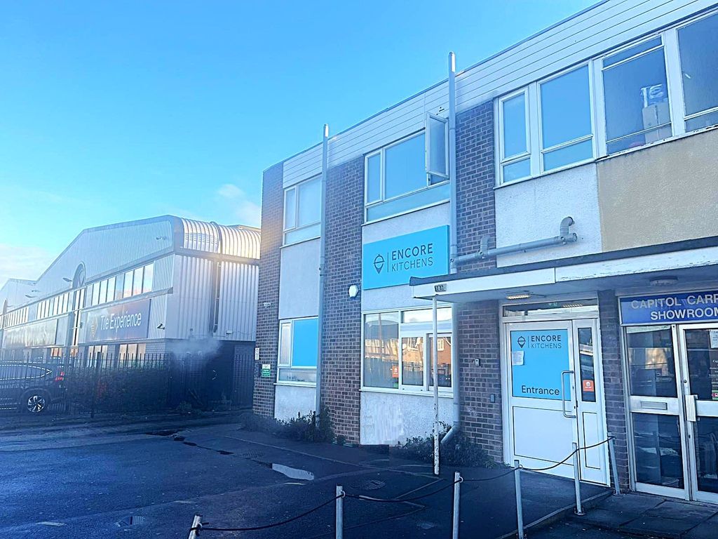 Property photo 1 of 6