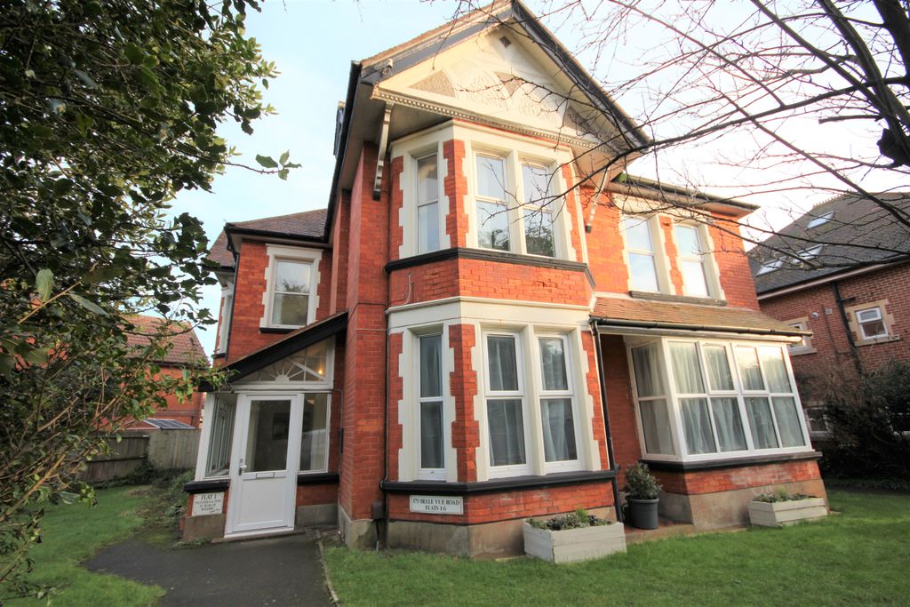 Property photo 1 of 6