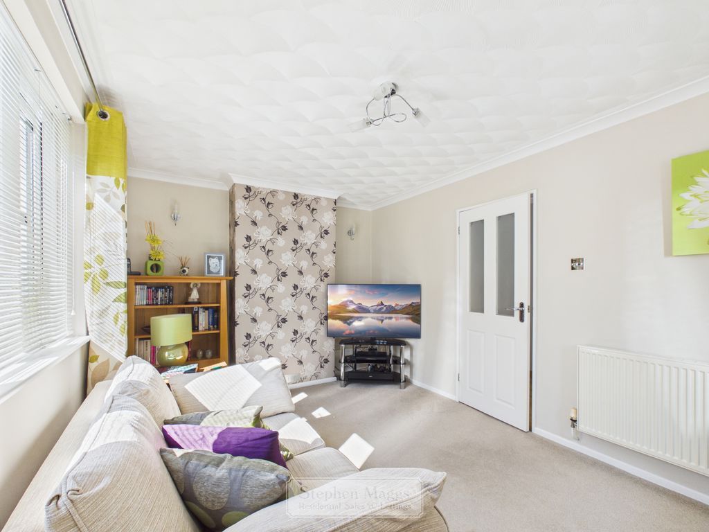 Property photo 2 of 16 Photo 12