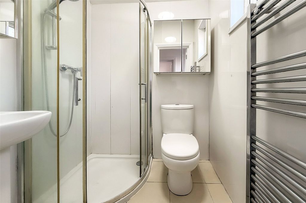 Additional image 4 of Studio for saleArundel Road, Littlehampton, West Sussex BN17