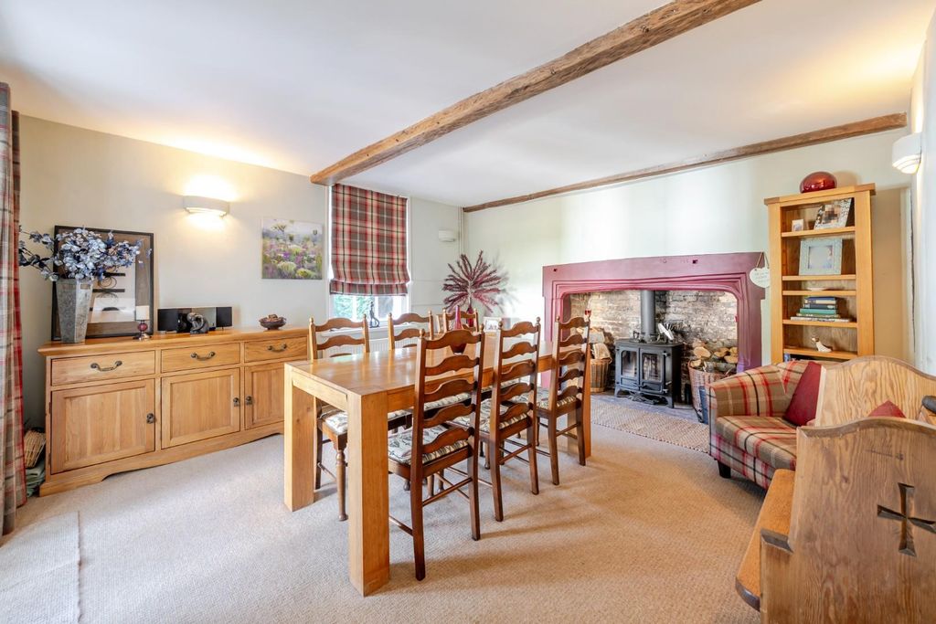 Property photo 3 of 21 1360446-28-68Da92c91Ad95.Jpg