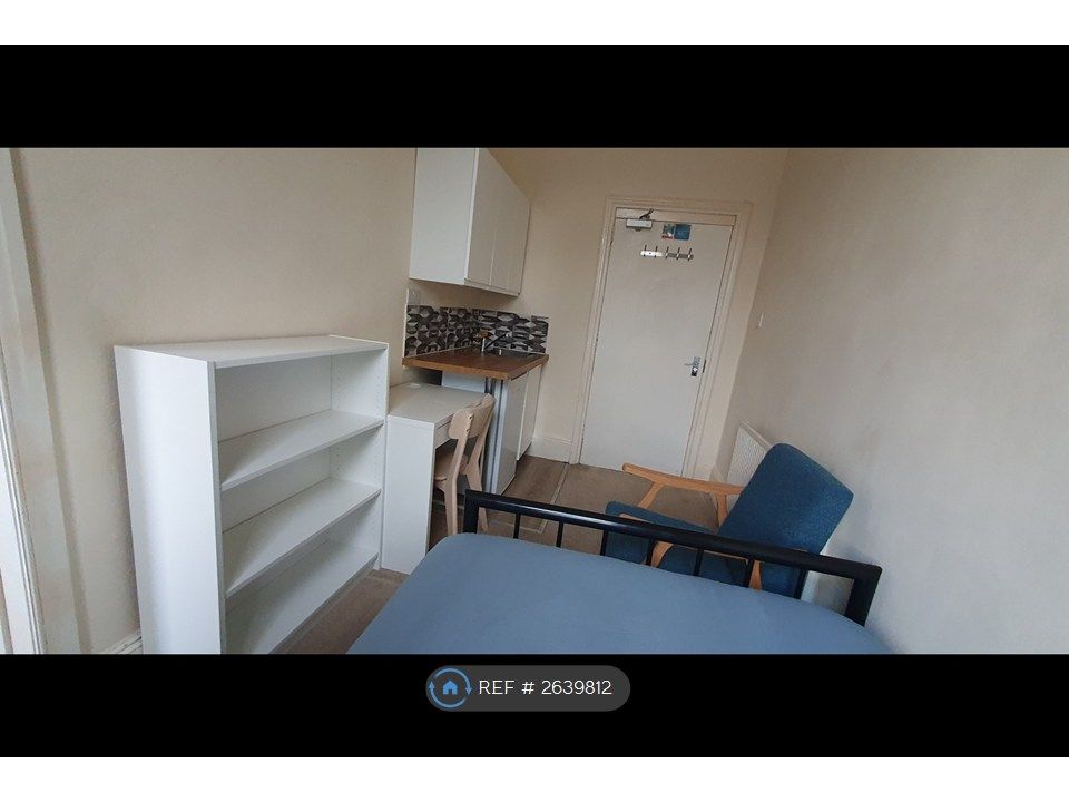 Property photo 2 of 6