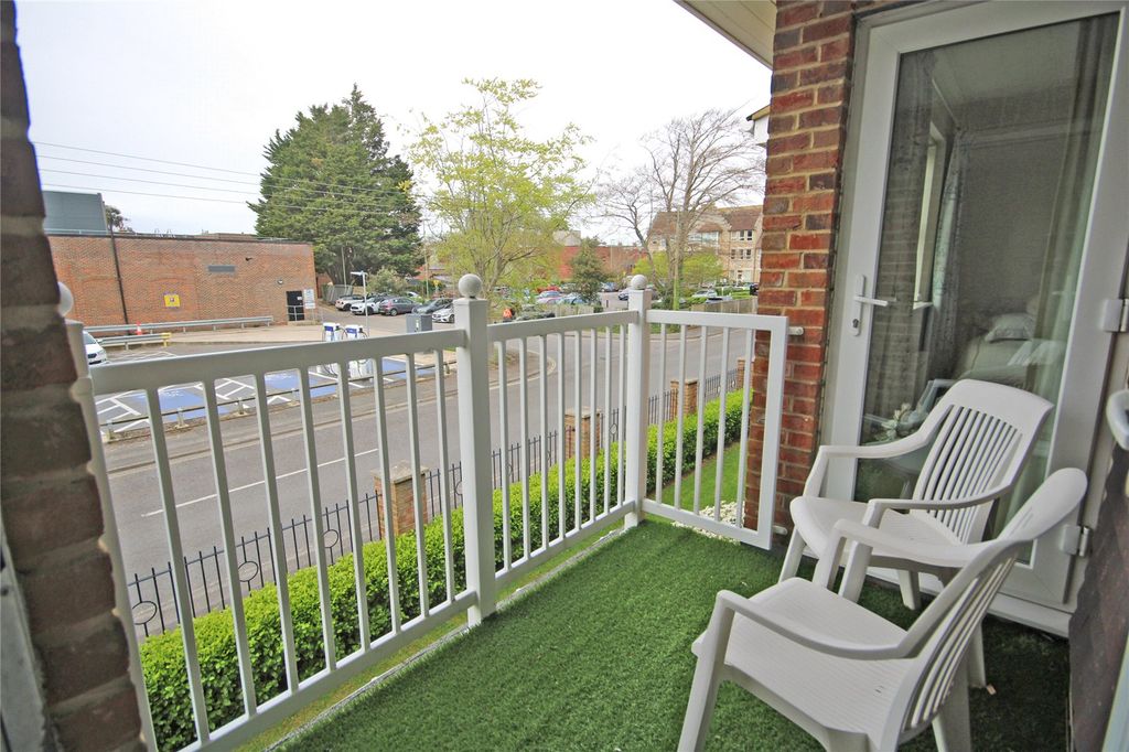 Property photo 2 of 10 Picture No. 07