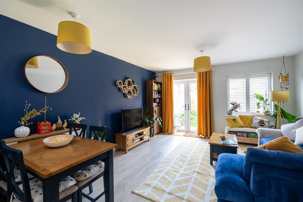 Property photo 3 of 20 69 Webber Street Internals-12.Jpg