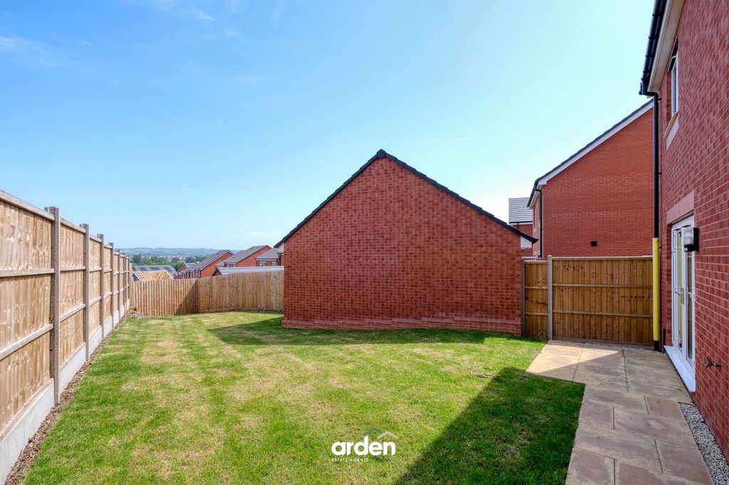Property photo 2 of 14