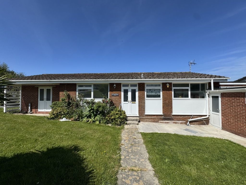 Property photo 2 of 29