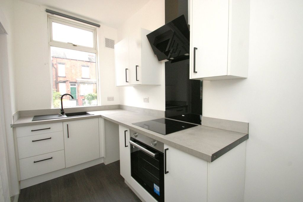 Property photo 2 of 10 Picture No. 02