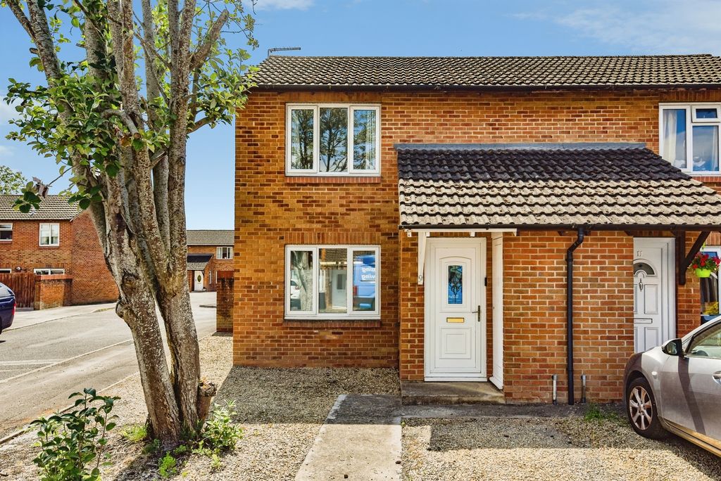 Property photo 1 of 12