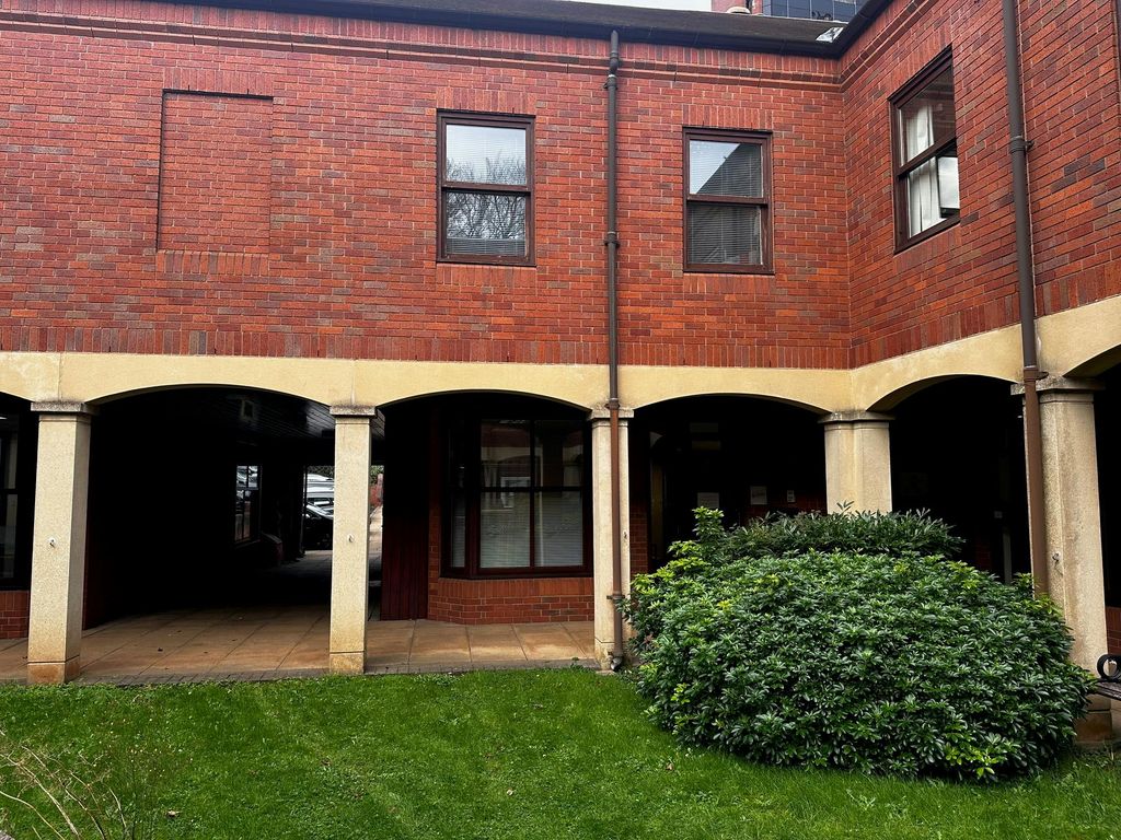 Property photo 3 of 12 P3.Jpeg