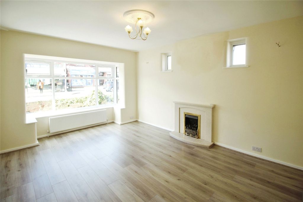 Property photo 2 of 14 Picture No. 07