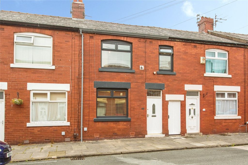 Property photo 1 of 17 Picture No. 04