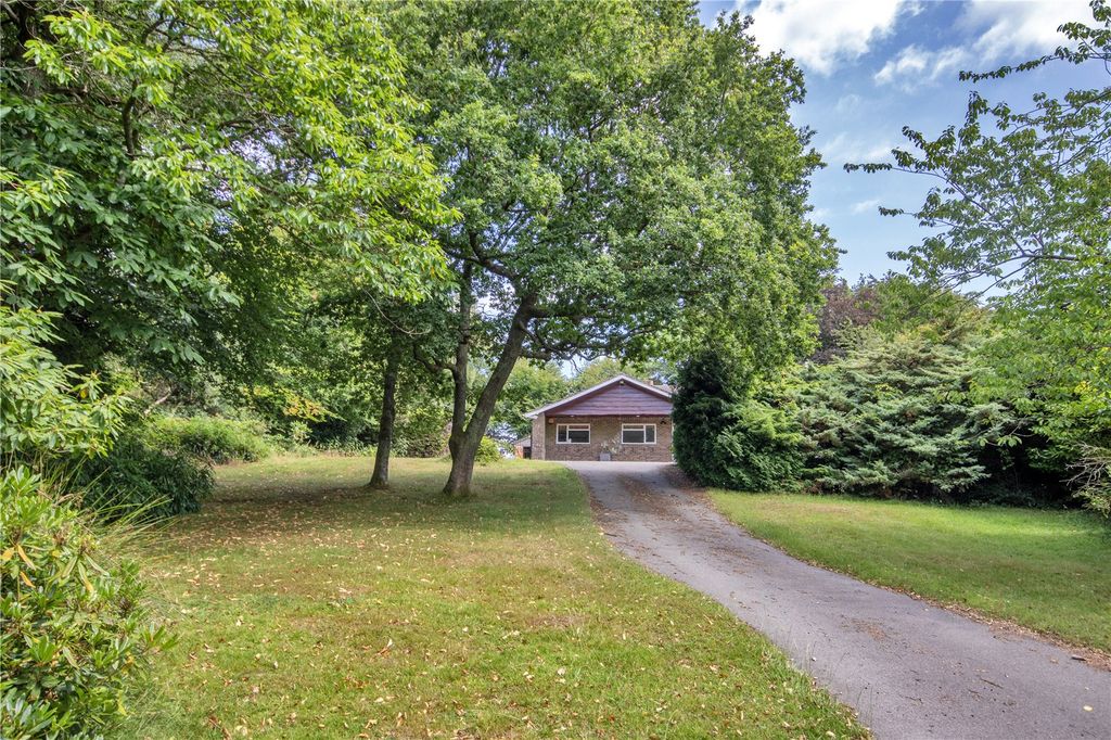 Property photo 1 of 8 Pollards