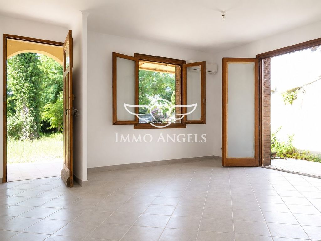 Property photo 1 of 13 Detached, Semi-Plain-Floor House With 2 Bedrooms, Office And Garden
