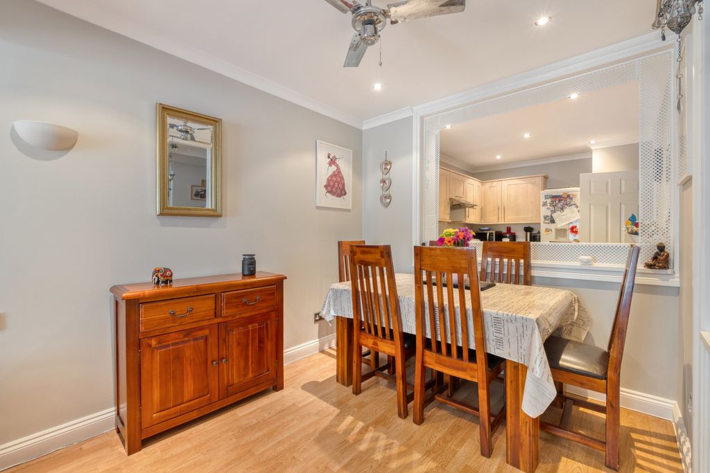 Property photo 3 of 12 Picture No. 09