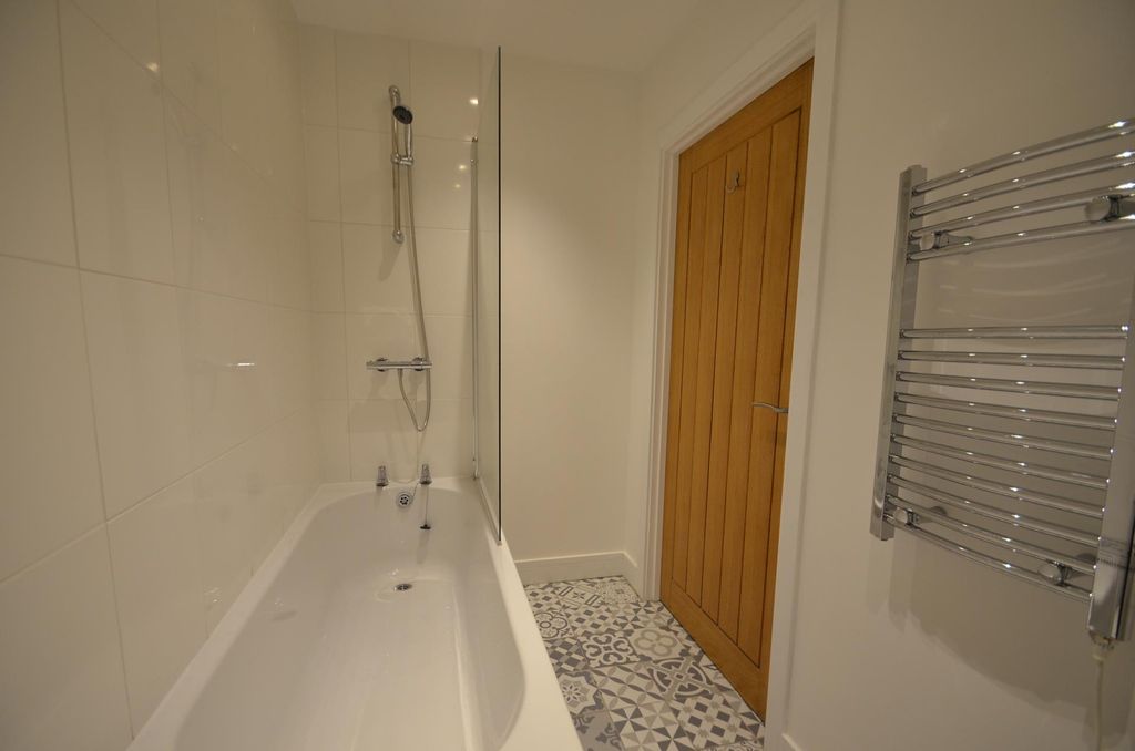 Property photo 3 of 3