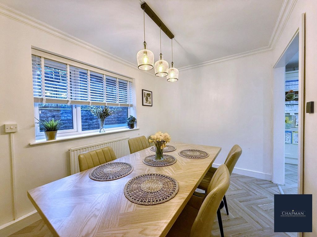 Property photo 3 of 30