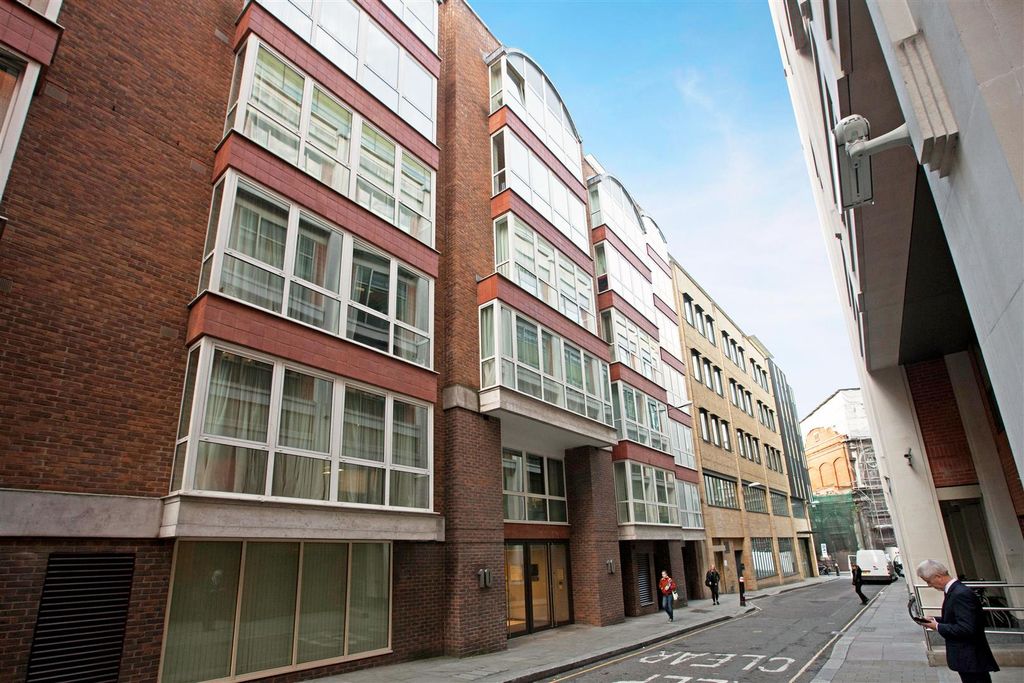 Property photo 1 of 14 G05 Hosier Lane 157467  (9).Jpg