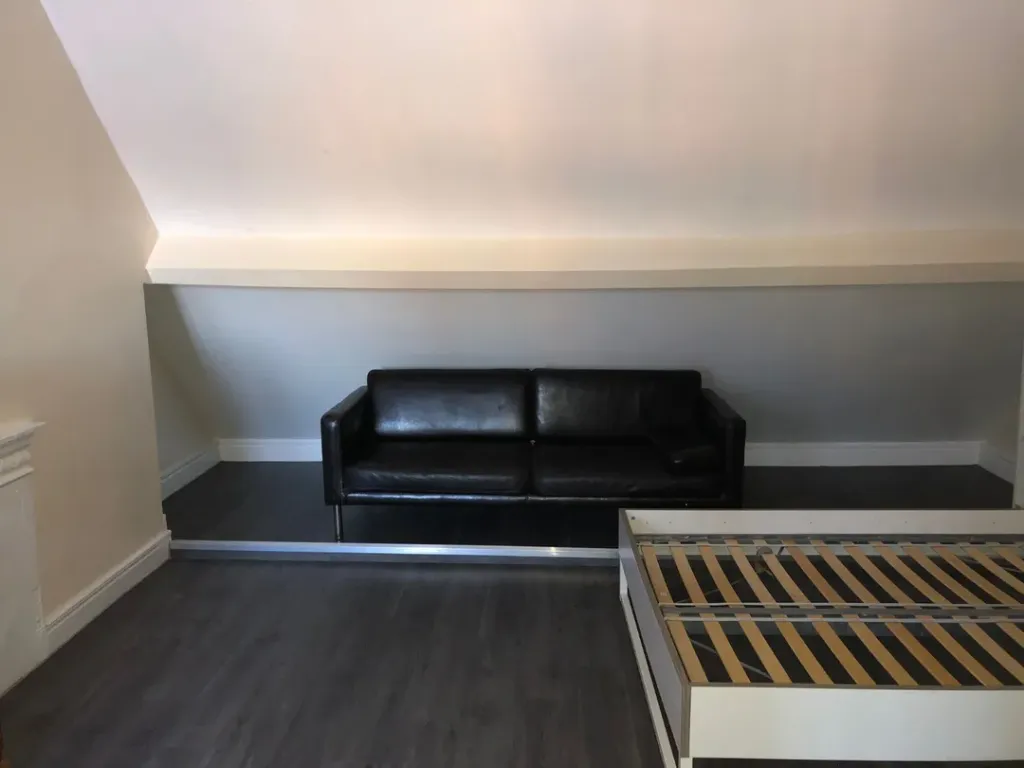 Property photo 2 of 22