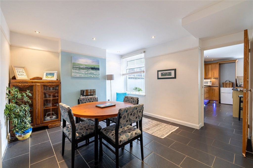 Property photo 3 of 17 Picture No. 01