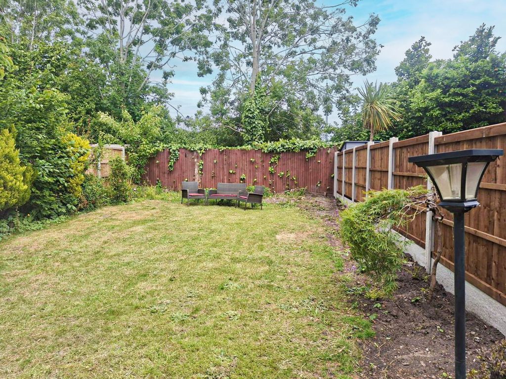 Property photo 3 of 13