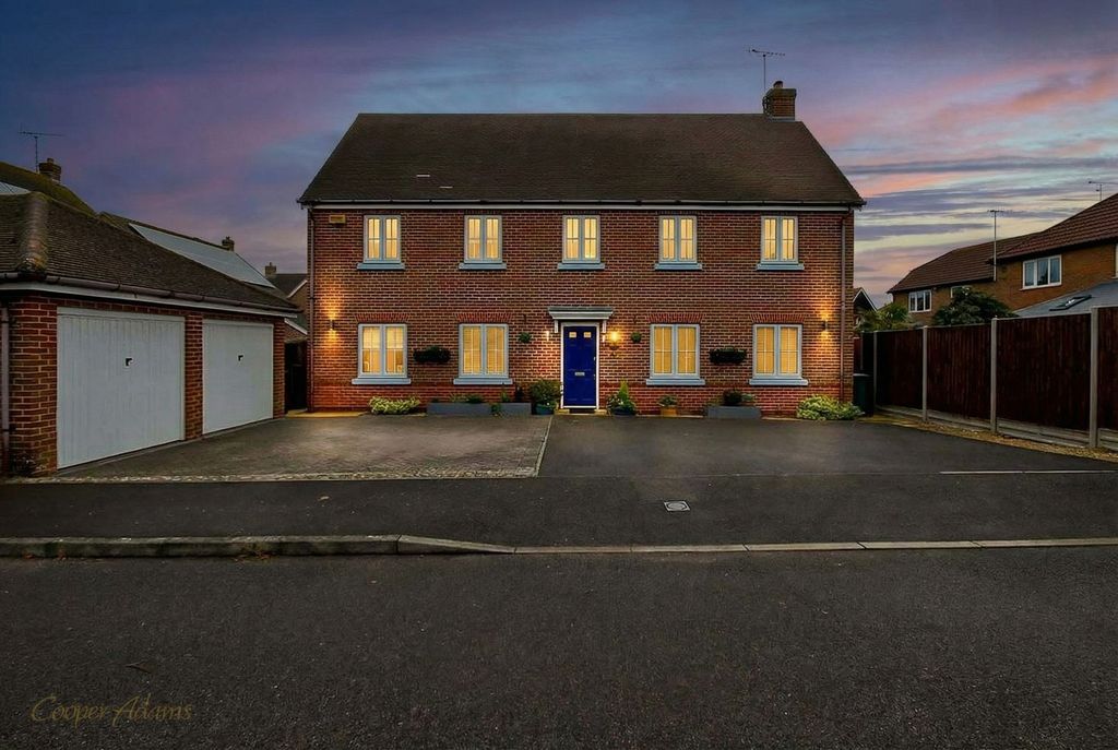 Property photo 1 of 21