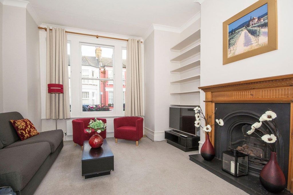 Property photo 2 of 11