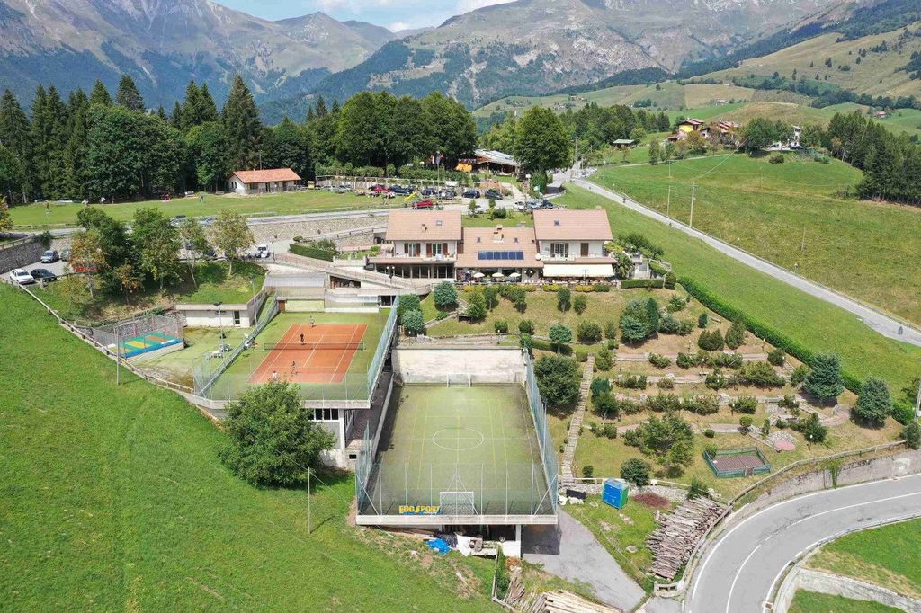 Property photo 1 of 80 Oneta Zambla Pass: Sports And Dining In The Bergamo Mountains