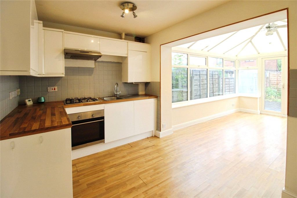 Property photo 3 of 9 Picture No. 18