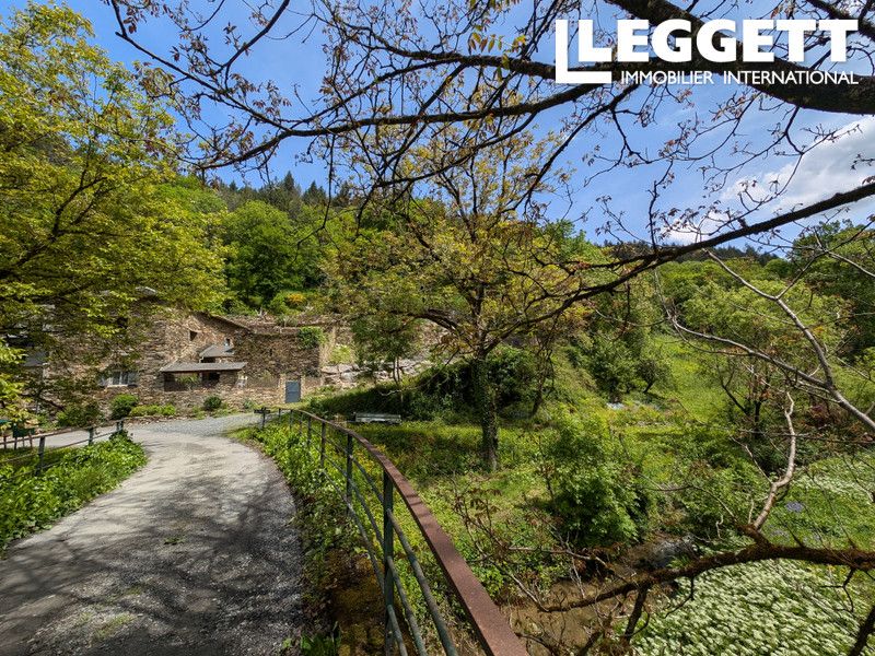 Property photo 2 of 10