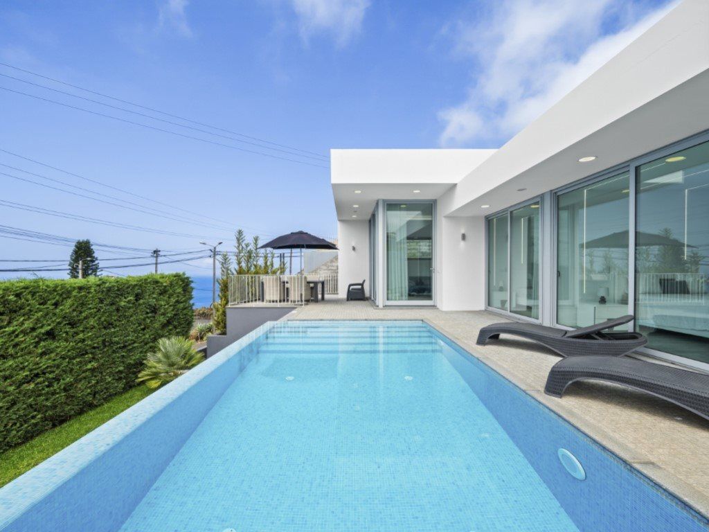 Property photo 1 of 26 3-Bedroom Villa In Calheta