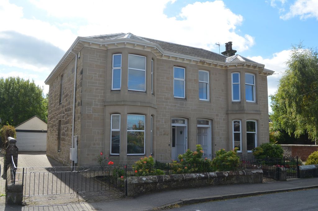 Property photo 1 of 27