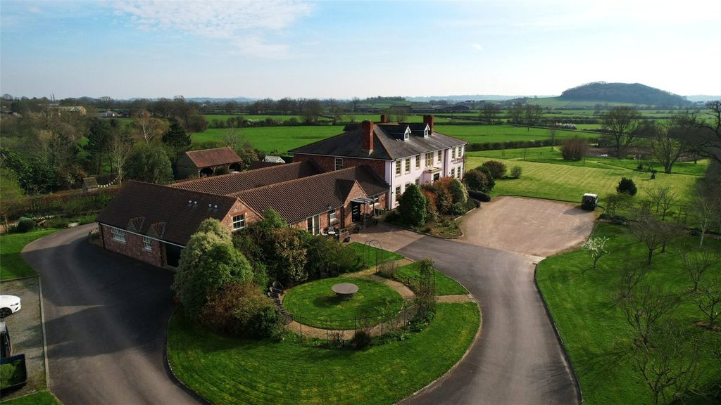 Property photo 2 of 55 Picture No. 52